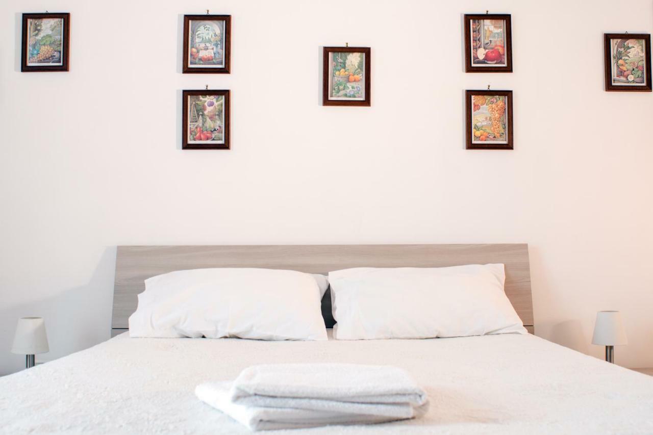 Appartement Casa Vacanze Umberto I à Naples Extérieur photo