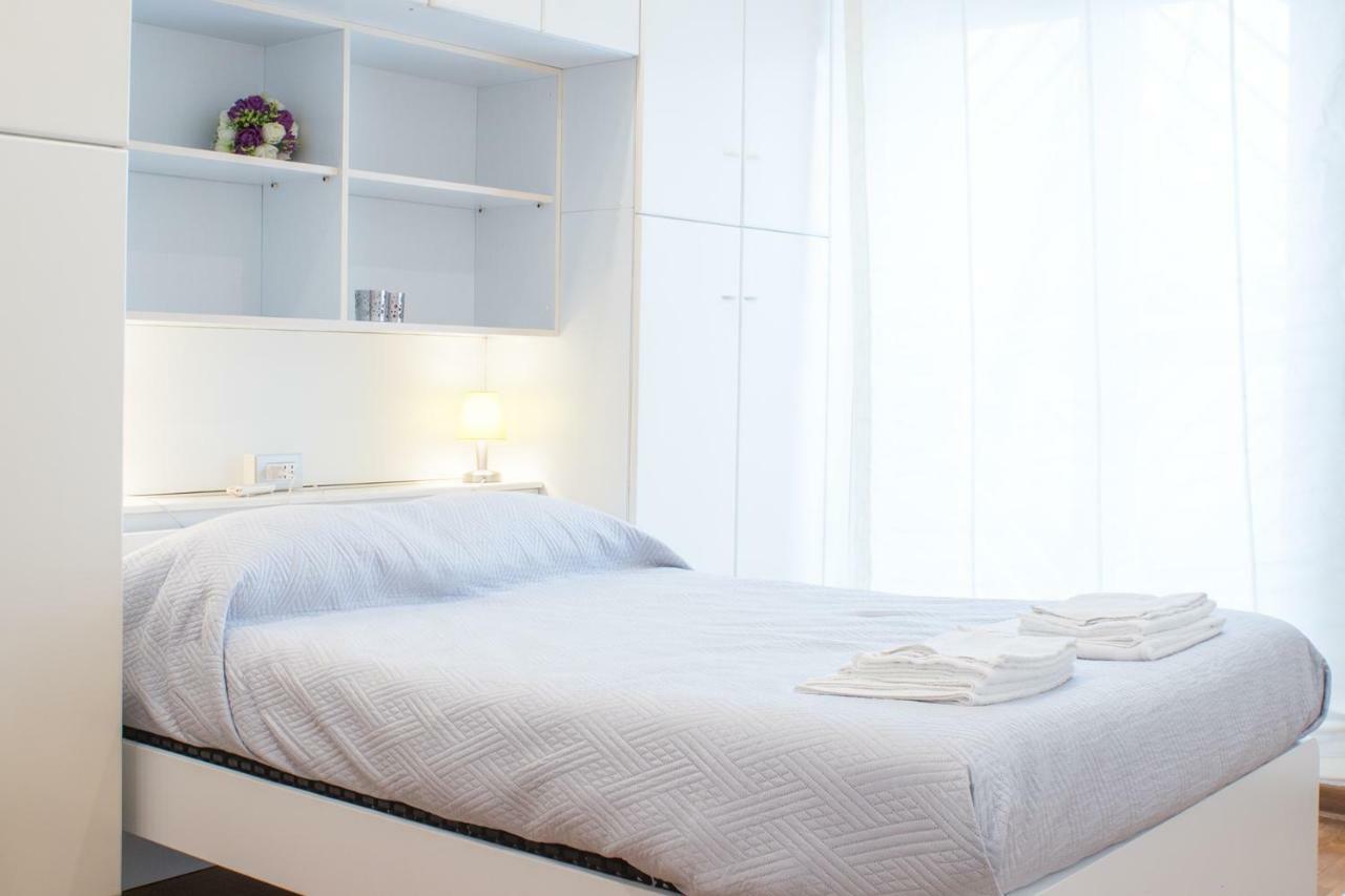 Appartement Casa Vacanze Umberto I à Naples Extérieur photo
